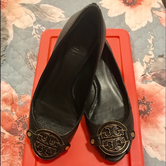 Tory Burch Black 1" Wedges - Picture 1 of 5